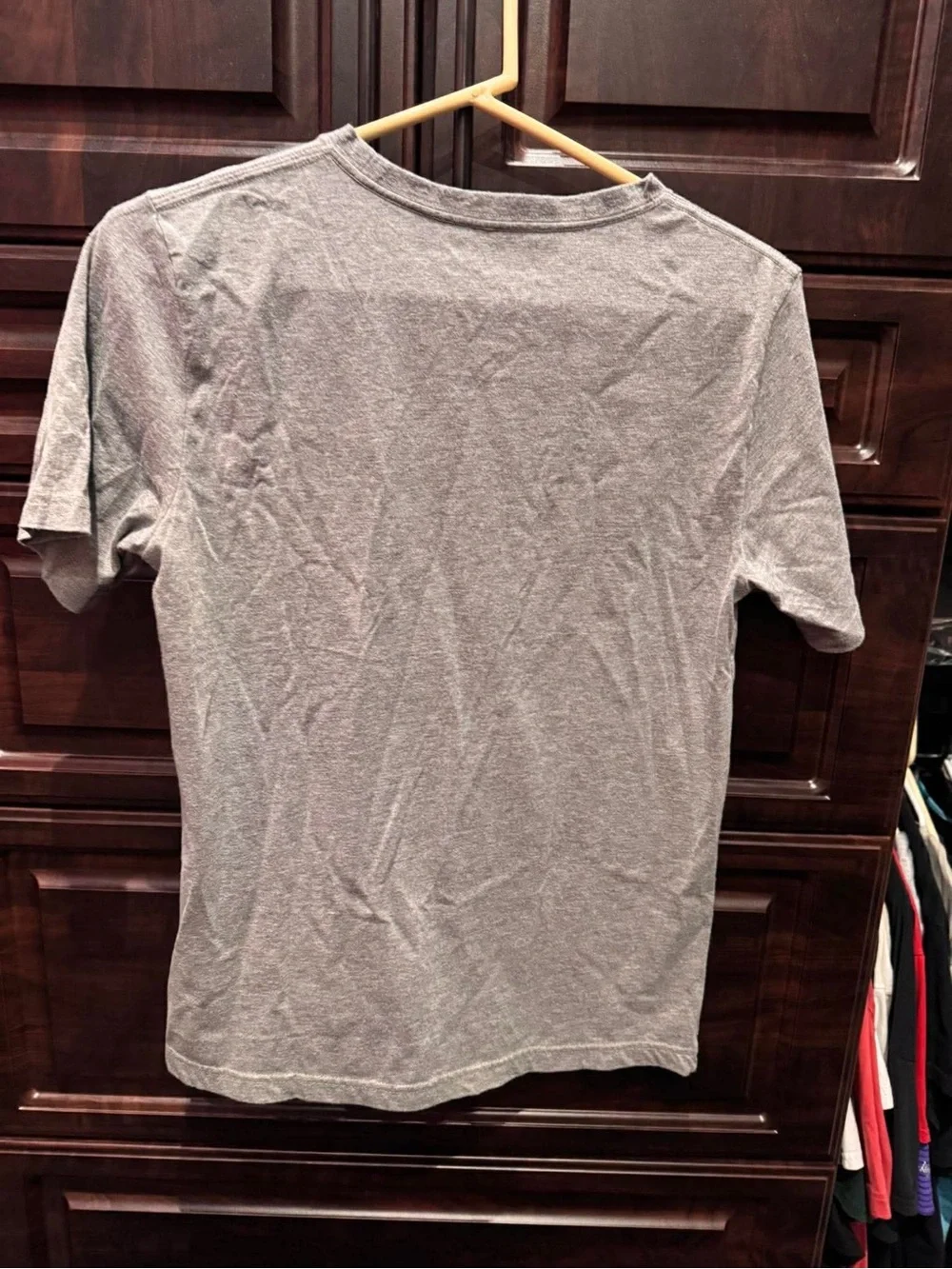 Nike Grey Short-Sleeve 'Flight' Graphic Tee with Red Accent boys XL